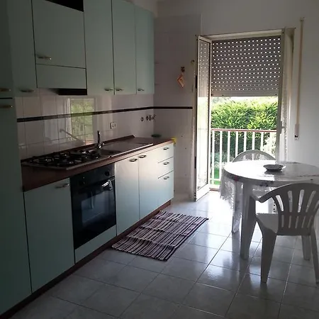 Апартаменты Vanessaholidayhome Кава д'Алига