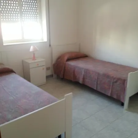 Апартаменты Vanessaholidayhome